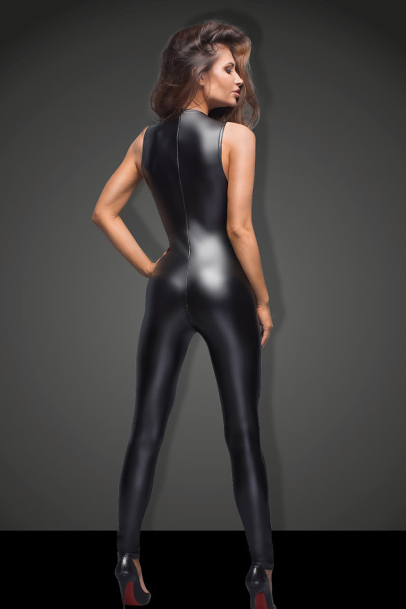 Conjunto powerwetlook sem mangas com renda