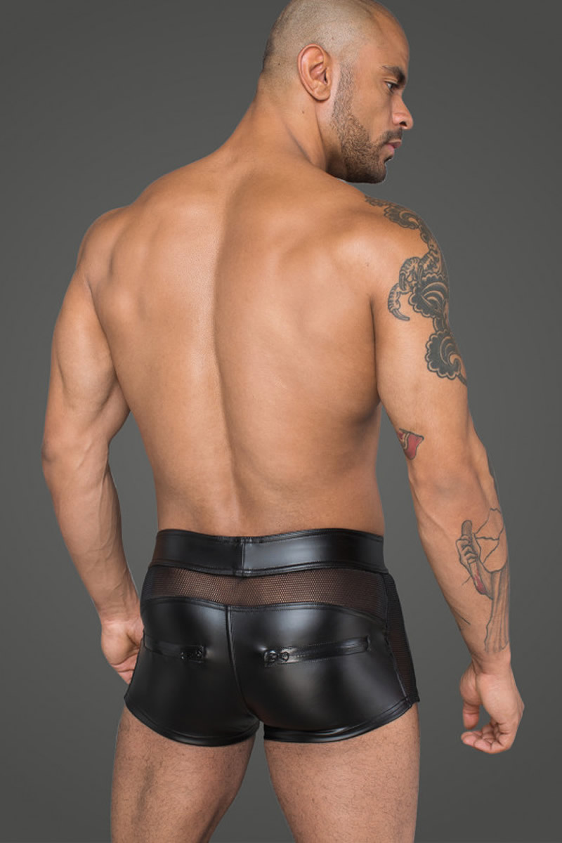 Calções para homem em powerwetlook
